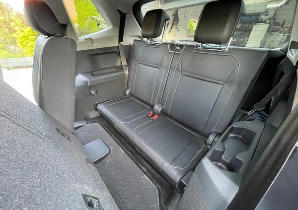 Volkswagen Tiguan Allspace cena 146000 przebieg: 50000, rok produkcji 2022 z Toruń małe 172